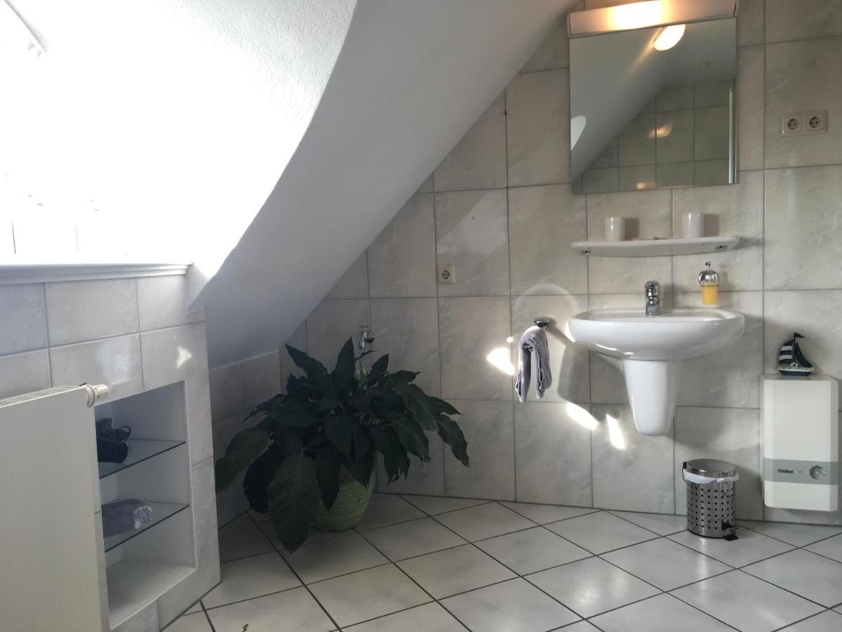 Hotel Ambiente Brake  Bagian luar foto