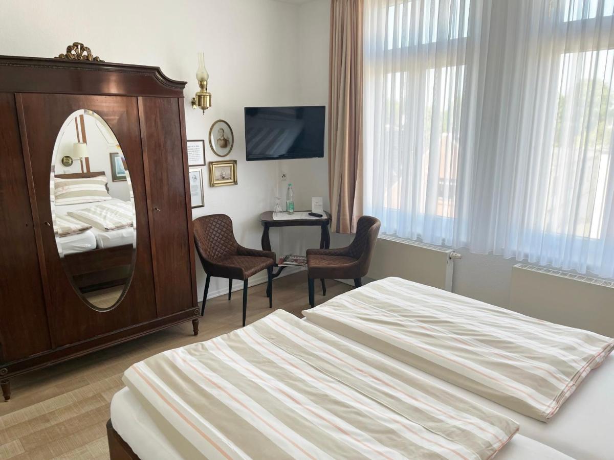 Hotel Ambiente Brake  Bagian luar foto